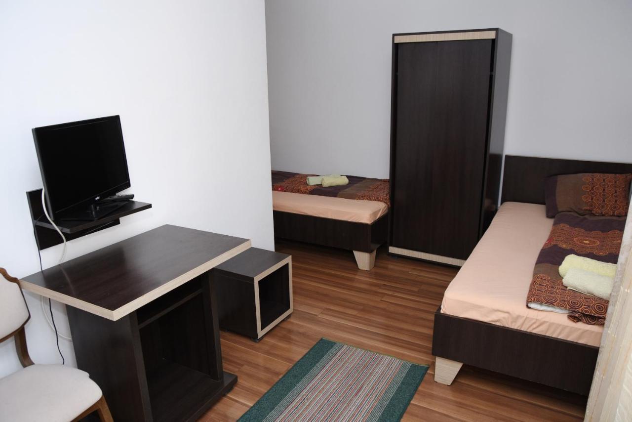 Mm Narcis Panzió Vlasina Rid Kültér fotó